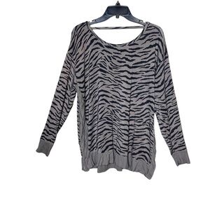 All Worthy by Hunter McGrady Soft Casual Top